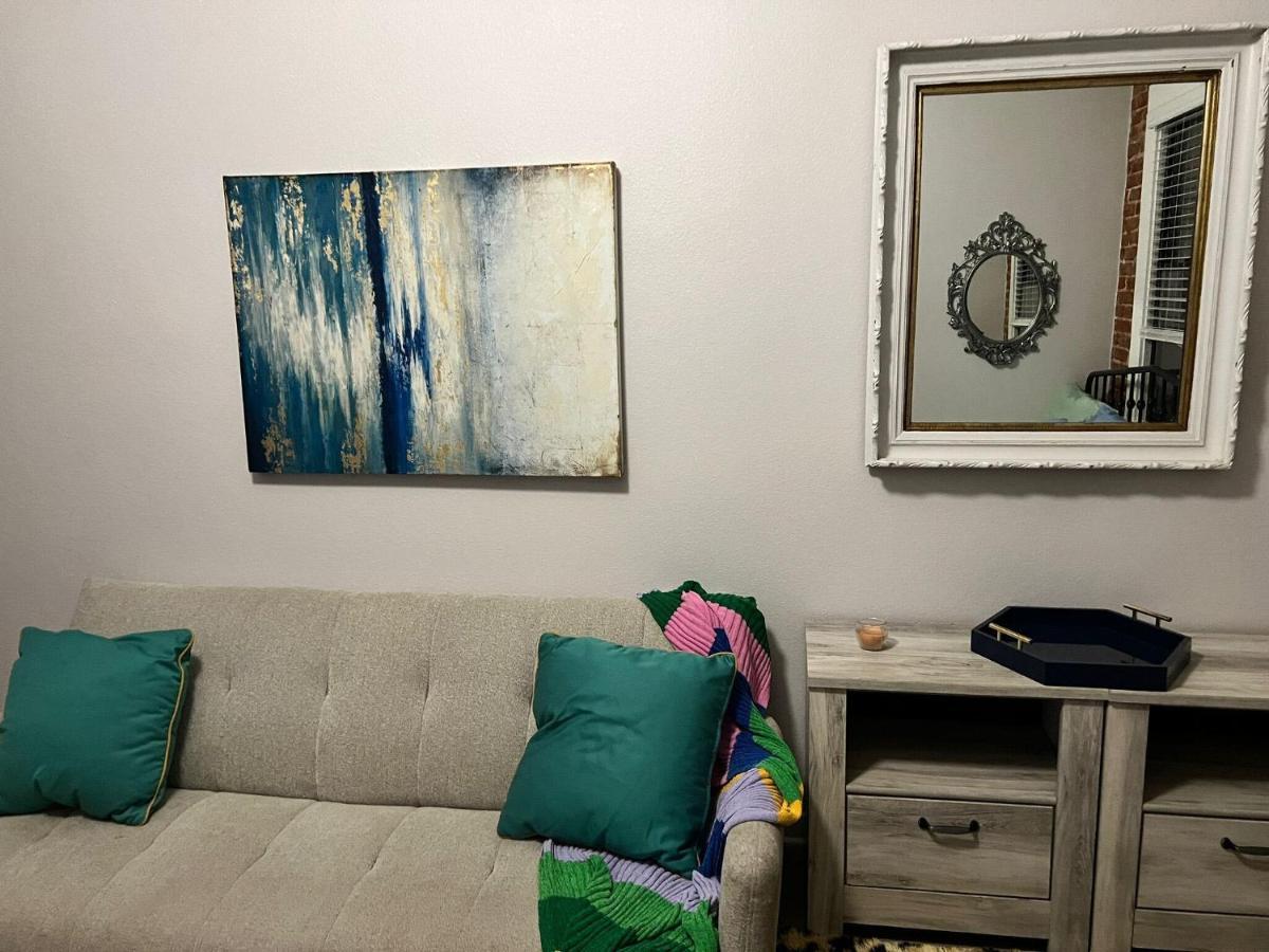 Newlodge East Hollywood Retreat Apartment