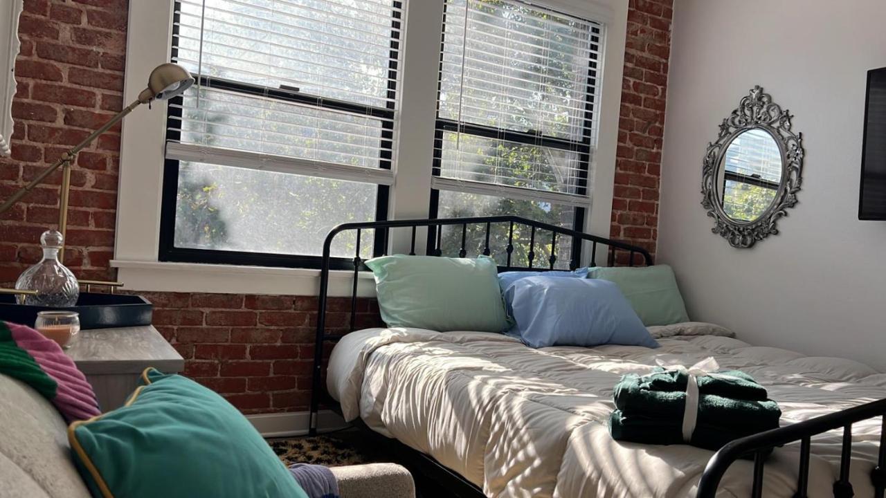 Newlodge East Hollywood Retreat Apartment
